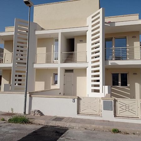 Gelsimori Apartments Otranto Luaran gambar