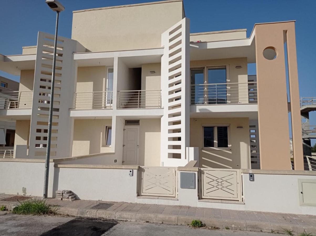Gelsimori Apartments Otranto Luaran gambar