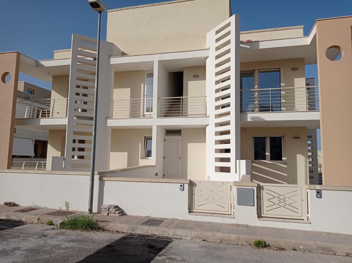 Gelsimori Apartments Otranto Luaran gambar